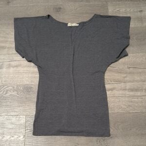 Fighting Eel Charcoal Scoop Neck Mini
